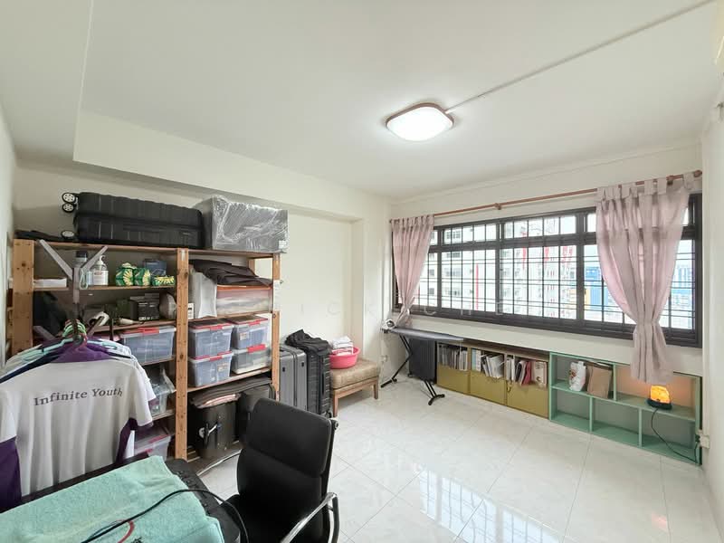 279 Toh Guan Road, 279 Toh Guan Road, 3 Bedrooms, 1,292 sqft, HDB Flat For Sale, by Patrick Chee, 500152140 - Interior - PropertyGuru.com.sg