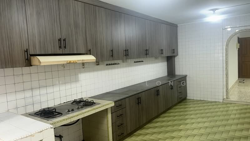 64 New Upper Changi Road, 64 New Upper Changi Road, 3 Bedrooms, 990 sqft, HDB Flat For Sale, by Michael Long, 500152142 - Kitchen - PropertyGuru.com.sg