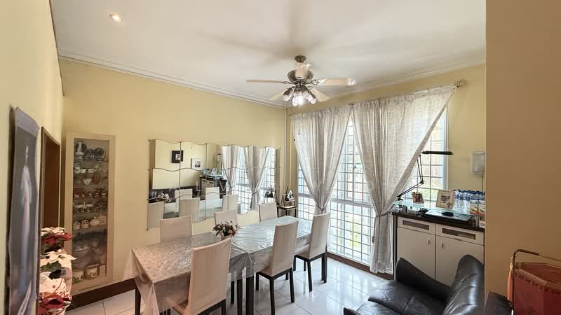 Vicenta Lodge, 18C Lorong Marzuki, 3 Bedrooms, 1,260 sqft, Condominium For Sale, by Alvin Yeo, 500152147 - Dining Room - PropertyGuru.com.sg