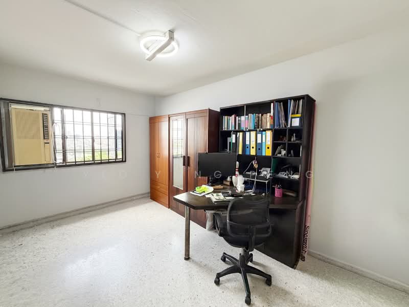 11 Eunos Crescent, 11 Eunos Crescent, 3 Bedrooms, 980 sqft, HDB Flat For Sale, by Yeo Yong Peng, 500152153 - Study - PropertyGuru.com.sg