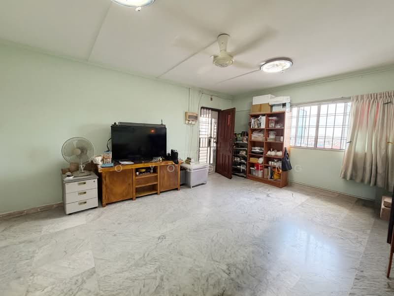 11 Eunos Crescent, 11 Eunos Crescent, 3 Bedrooms, 980 sqft, HDB Flat For Sale, by Yeo Yong Peng, 500152153 - Living Room - PropertyGuru.com.sg