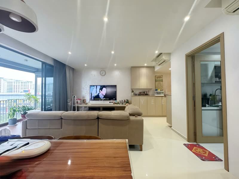 SkyPark Residences, Sembawang Drive, 4 Bedrooms, 1,528 sqft, Executive Condominium For Sale, by Esther Yee, 500152155 - Living Room - PropertyGuru.com.sg