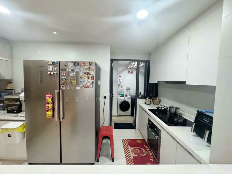 SkyPark Residences, Sembawang Drive, 4 Bedrooms, 1,528 sqft, Executive Condominium For Sale, by Esther Yee, 500152155 - Kitchen - PropertyGuru.com.sg