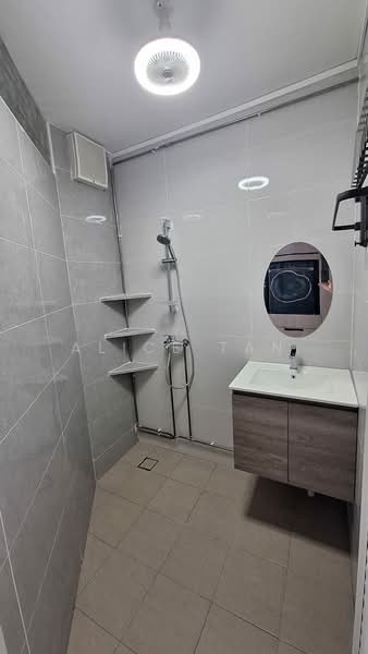 747 Jurong West Street 73, 747 Jurong West Street 73, Room Rental, 145 sqft, HDB Flat For Rent, by Alice Tan, 500152160 - Bathroom - PropertyGuru.com.sg