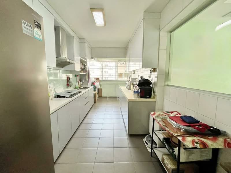 213A Punggol Walk, 213A Punggol Walk, 3 Bedrooms, 1,216 sqft, HDB Flat For Sale, by Esther Yee, 500152173 - Kitchen - PropertyGuru.com.sg
