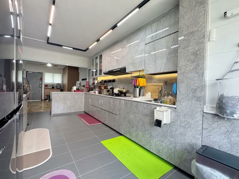 476 Ang Mo Kio Avenue 10, 476 Ang Mo Kio Avenue 10, 2 Bedrooms, 882 sqft, HDB Flat For Sale, by Esther Yee, 500152177 - Kitchen - PropertyGuru.com.sg