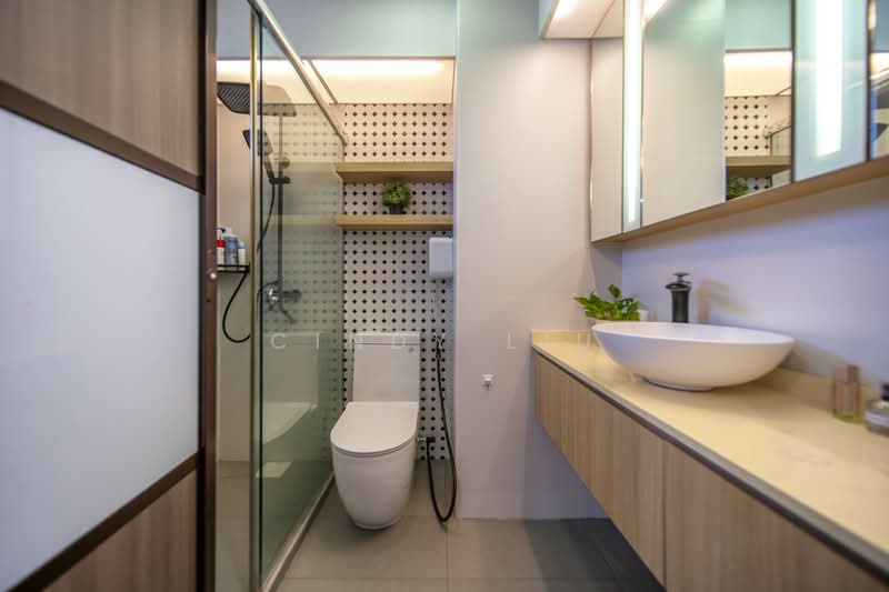 602B Punggol Central, 602B Punggol Central, 3 Bedrooms, 1,001 sqft, HDB Flat For Sale, by Cindy Liu, 500152197 - Bathroom - PropertyGuru.com.sg