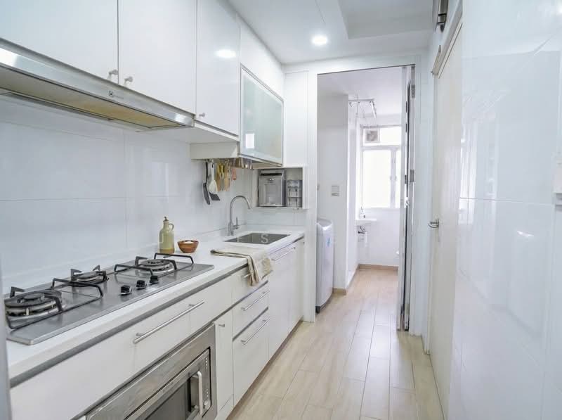 Forestville, 48 Woodlands Drive 16, 5 Bedrooms, 1,496 sqft, Executive Condominium For Sale, by Junese See, 500152200 - Kitchen - PropertyGuru.com.sg