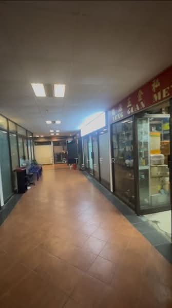 Jalan Besar Plaza, 101 Kitchener Road, 323 sqft, Office For Sale, by Esther Yee, 500152202 - Corridor - CommercialGuru.com.sg