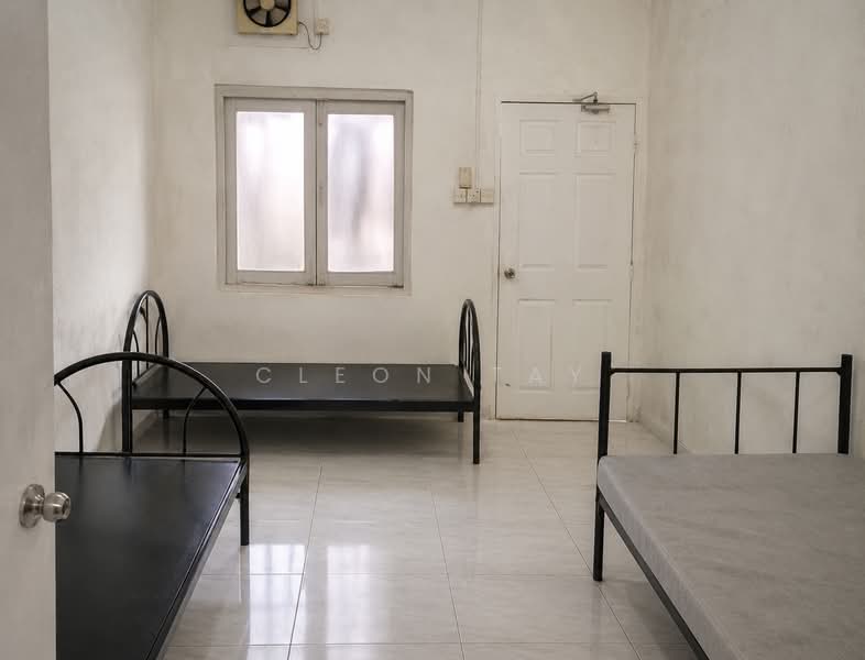 129 Owen Road, , 3 Bedrooms, 958 sqft, HDB Flat For Sale, by Cleon Tay, 500152205 - Bedroom - PropertyGuru.com.sg