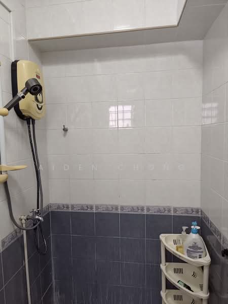 686A Choa Chu Kang Crescent, 686A Choa Chu Kang Crescent, Room Rental, 100 sqft, HDB Flat For Rent, by Aiden Chong, 500152209 - Bathroom - PropertyGuru.com.sg