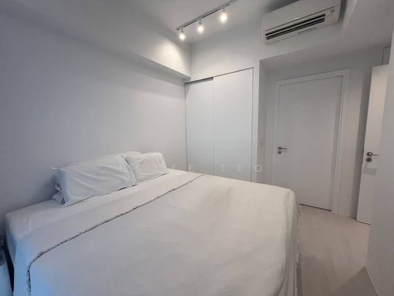 Parc Riviera, 103 West Coast Vale, 2 Bedrooms, 710 sqft, Condominium For Sale, by Estee Teo, 500152216 - Master Bedroom - PropertyGuru.com.sg