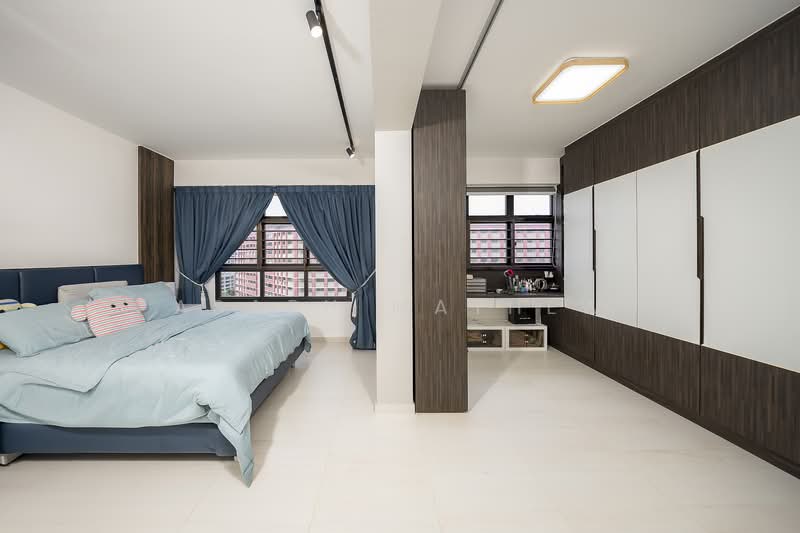 601A Tampines Avenue 9, 601A Tampines Avenue 9, 3 Bedrooms, 990 sqft, HDB Flat For Sale, by Asaph Mathew, 500152229 - Master Bedroom - PropertyGuru.com.sg