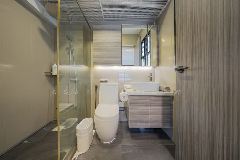 601A Tampines Avenue 9, 601A Tampines Avenue 9, 3 Bedrooms, 990 sqft, HDB Flat For Sale, by Asaph Mathew, 500152229 - Master Toilet - PropertyGuru.com.sg