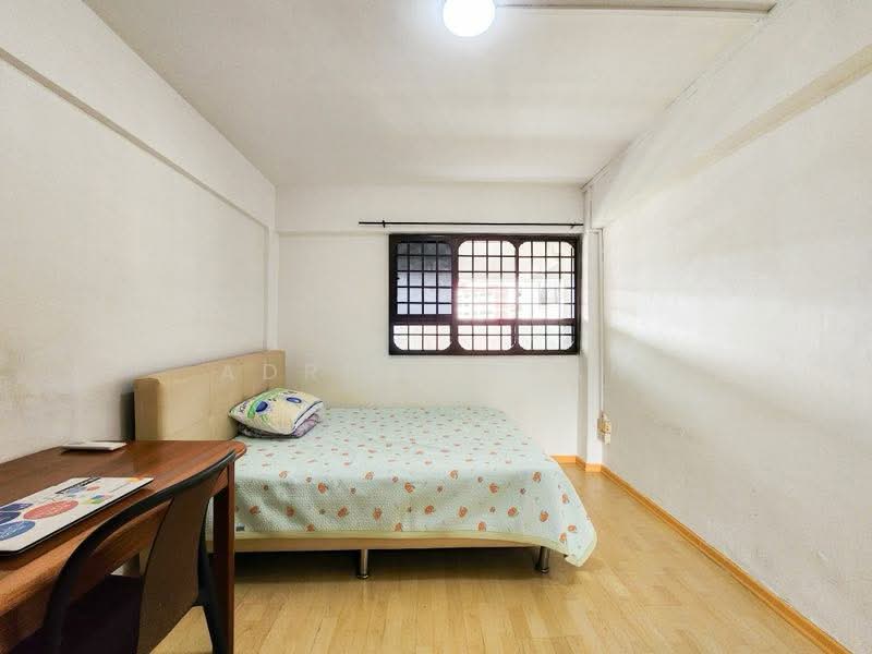 406 Hougang Avenue 10, 406 Hougang Avenue 10, 3 Bedrooms, 980 sqft, HDB Flat For Sale, by Adriel Chan, 500152238 - Bedroom - PropertyGuru.com.sg