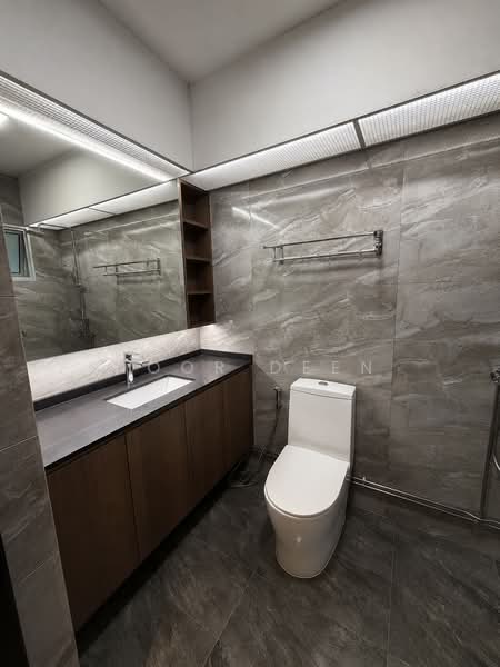 658 Woodlands Ring Road, 658 Woodlands Ring Road, 4 Bedrooms, 1,550 sqft, HDB Flat For Rent, by Noor Deen, 500152257 - Bathroom - PropertyGuru.com.sg