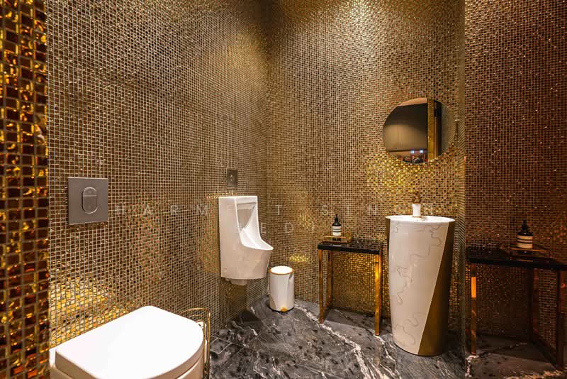 Oxley Residence, 51A Oxley Road, 5 Bedrooms, 8,966 sqft, Condominium For Sale, by Harmeet Singh Bedi, 500152262 - Bathroom - PropertyGuru.com.sg