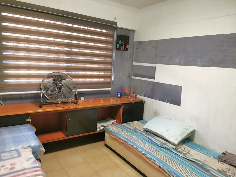 725 Yishun Street 71, 725 Yishun Street 71, Room Rental, 120 sqft, HDB Flat For Rent, by Steven Choo, 500152277 - Bedroom - PropertyGuru.com.sg