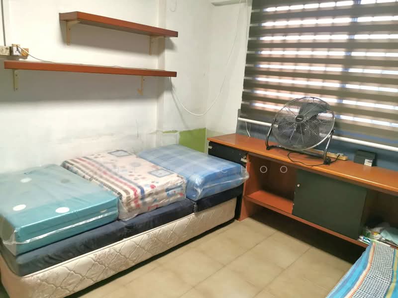 725 Yishun Street 71, 725 Yishun Street 71, Room Rental, 120 sqft, HDB Flat For Rent, by Steven Choo, 500152277 - Bedroom - PropertyGuru.com.sg