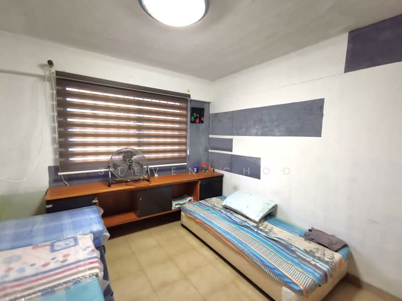 725 Yishun Street 71, 725 Yishun Street 71, Room Rental, 120 sqft, HDB Flat For Rent, by Steven Choo, 500152277 - Bedroom - PropertyGuru.com.sg