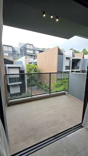 Kent Ridge Hill Residences, 50A South Buona Vista Road, 2 Bedrooms, 646 sqft, Condominium For Sale, by Darren Lim, 500152281 - Balcony - PropertyGuru.com.sg