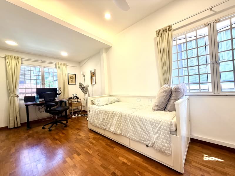 Jalan Senang Beautiful Detached, Jalan Senang, 6 Bedrooms, 9,000 sqft, Detached House For Rent, by Micain Ong, 500152284 - Bedroom - PropertyGuru.com.sg