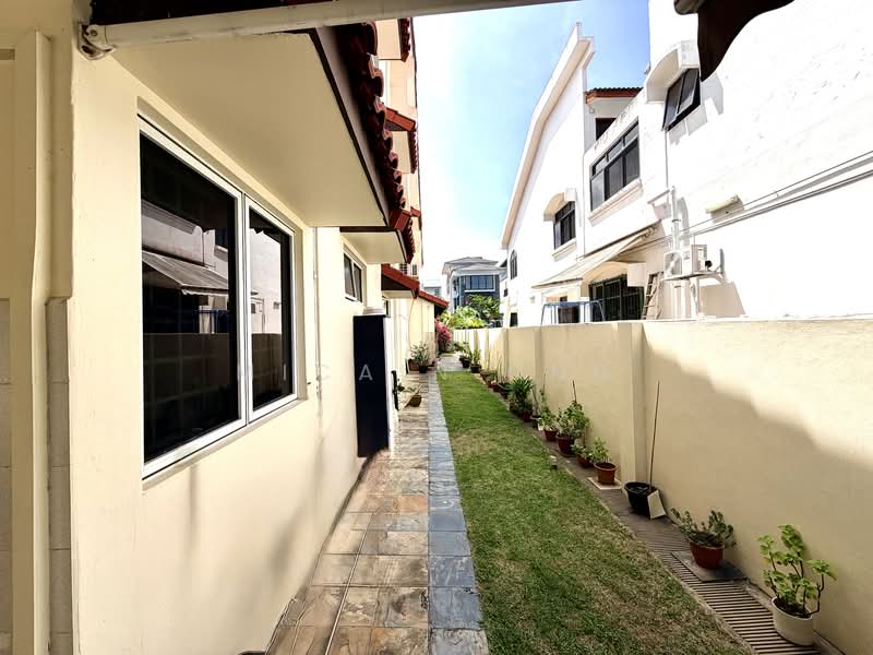 Jalan Senang Beautiful Detached, Jalan Senang, 6 Bedrooms, 9,000 sqft, Detached House For Rent, by Micain Ong, 500152284 - Exterior - PropertyGuru.com.sg