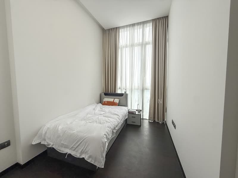Kallang Riverside, 51 Kampong Bugis, 4 Bedrooms, 3,153 sqft, Condominium For Sale, by Huang Han, 500152286 - Bedroom - PropertyGuru.com.sg