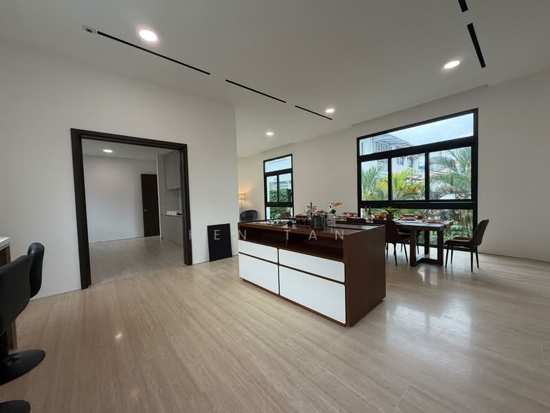 BRAND NEW 2.5 STOREY DETACHED GROVE DRIVE, , 5 Bedrooms, 12,000 sqft, Detached House For Sale, by Ken Tan, 500152292 - Dining Room - PropertyGuru.com.sg