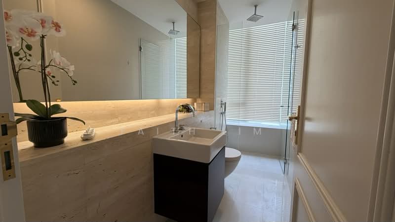 Ardmore II, 2 Ardmore Park, 4 Bedrooms, 2,024 sqft, Condominium For Sale, by Faith Lim, 500152293 - Bathroom - PropertyGuru.com.sg
