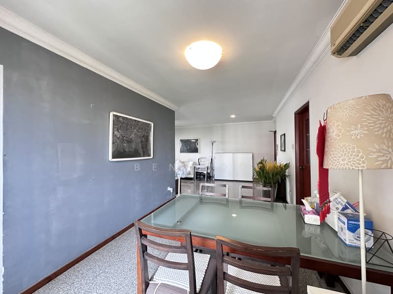 Aquarius By The Park, 1 Bedok Reservoir View, 3 Bedrooms, 1,227 sqft, Condominium For Sale, by Ben Foo, 500152307 - Dining Room - PropertyGuru.com.sg