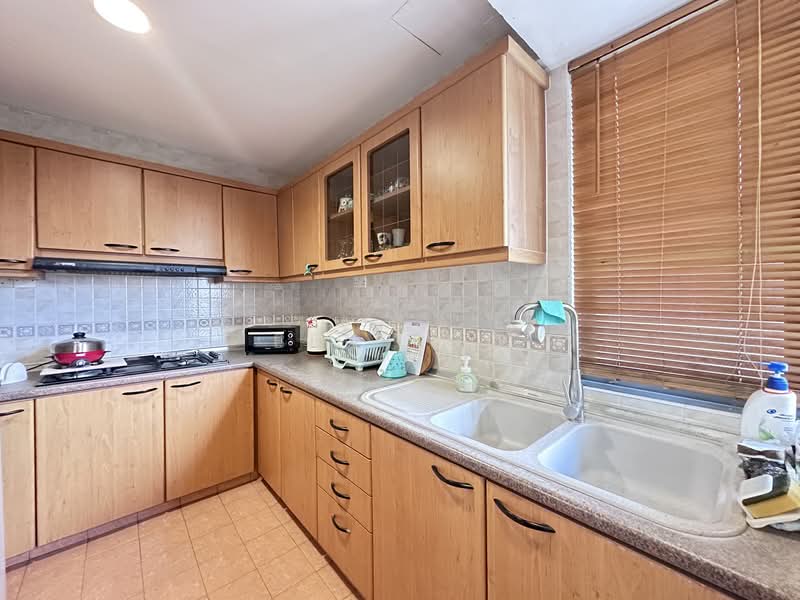 Aquarius By The Park, 1 Bedok Reservoir View, 3 Bedrooms, 1,227 sqft, Condominium For Sale, by Ben Foo, 500152307 - Kitchen - PropertyGuru.com.sg
