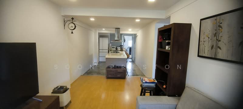 33 Marine Crescent, 33 Marine Crescent, 2 Bedrooms, 818 sqft, HDB Flat For Rent, by Soon Preston, 500152314 - Living Room - PropertyGuru.com.sg