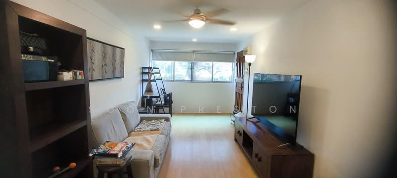 33 Marine Crescent, 33 Marine Crescent, 2 Bedrooms, 818 sqft, HDB Flat For Rent, by Soon Preston, 500152314 - Living Room - PropertyGuru.com.sg