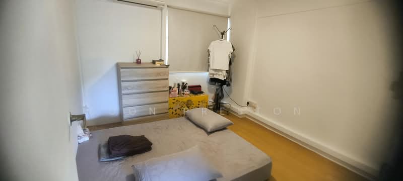 33 Marine Crescent, 33 Marine Crescent, 2 Bedrooms, 818 sqft, HDB Flat For Rent, by Soon Preston, 500152314 - Bedroom - PropertyGuru.com.sg