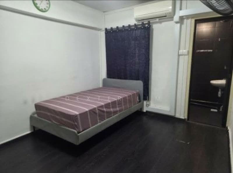 210 Jurong East Street 21, 210 Jurong East Street 21, 2 Bedrooms, 721 sqft, HDB Flat For Rent, by Dexter Lim, 500152316 - Bedroom - PropertyGuru.com.sg