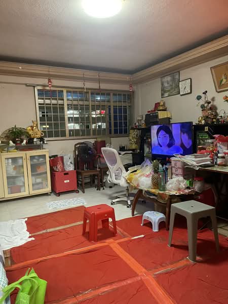 109 Serangoon North Avenue 1, 109 Serangoon North Avenue 1, 3 Bedrooms, 980 sqft, HDB Flat For Sale, by Kelly Lim, 500152322 - Living Room - PropertyGuru.com.sg