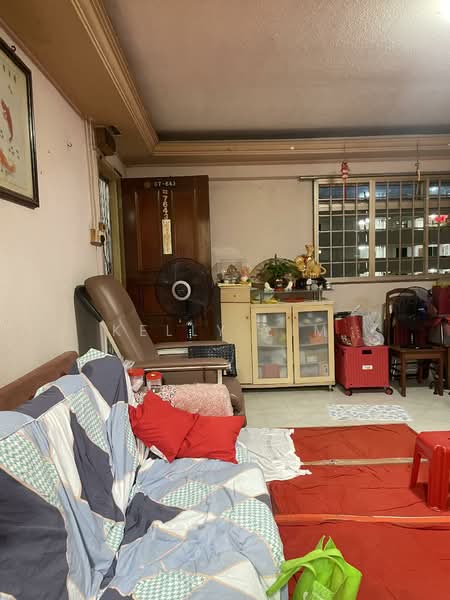 109 Serangoon North Avenue 1, 109 Serangoon North Avenue 1, 3 Bedrooms, 980 sqft, HDB Flat For Sale, by Kelly Lim, 500152322 - Living Room - PropertyGuru.com.sg