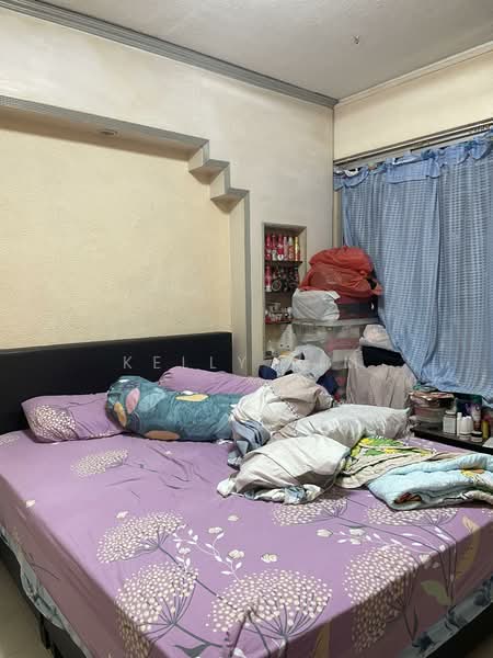 109 Serangoon North Avenue 1, 109 Serangoon North Avenue 1, 3 Bedrooms, 980 sqft, HDB Flat For Sale, by Kelly Lim, 500152322 - Bedroom - PropertyGuru.com.sg