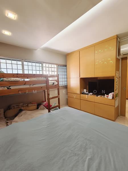 201 Clementi Avenue 6, 201 Clementi Avenue 6, 3 Bedrooms, 1,593 sqft, HDB Flat For Sale, by Lim Lek Boon Gary, 500152323 - Bedroom - PropertyGuru.com.sg