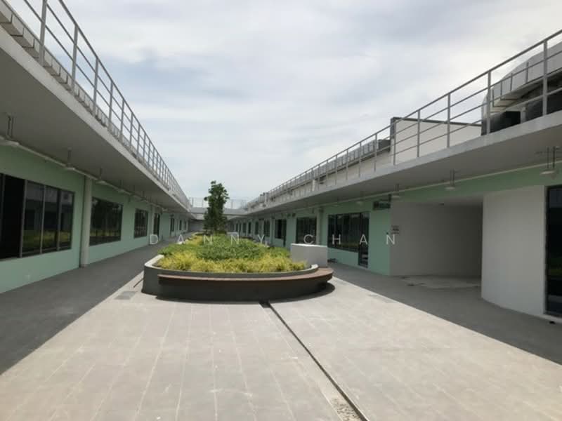 Mega@Woodlands, 39 Woodlands Close, 2,013 sqft, Light Industrial (B1) For Sale, by DANNY CHAN, 500152336 - Exterior - CommercialGuru.com.sg