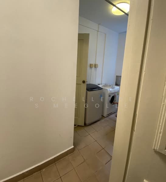 Royal Palm Mansions, 330 Pasir Panjang Road, 3 Bedrooms, 1,238 sqft, Condominium For Rent, by Rochelle De S Meegolle, 500152343 - Interior - PropertyGuru.com.sg