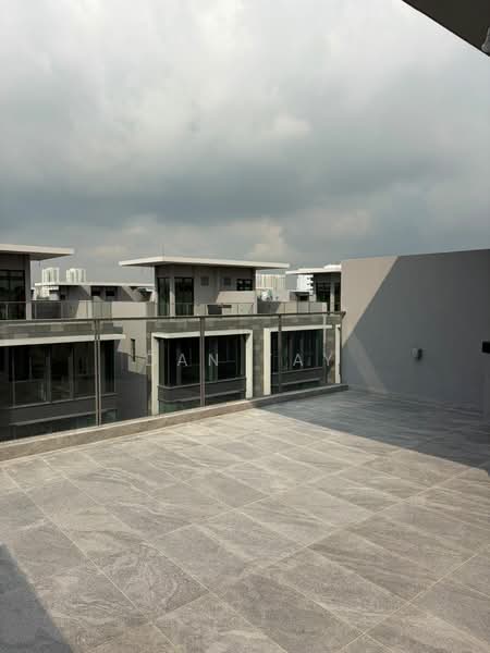 Belgravia Ace, 100 Belgravia Drive, 5 Bedrooms, 4,058 sqft, Semi-Detached House For Rent, by Dan Tay, 500152371 - Exterior - PropertyGuru.com.sg