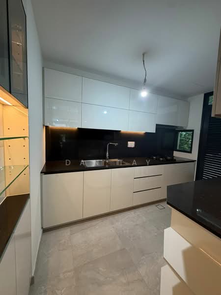 Belgravia Ace, 100 Belgravia Drive, 5 Bedrooms, 4,058 sqft, Semi-Detached House For Rent, by Dan Tay, 500152371 - Kitchen - PropertyGuru.com.sg
