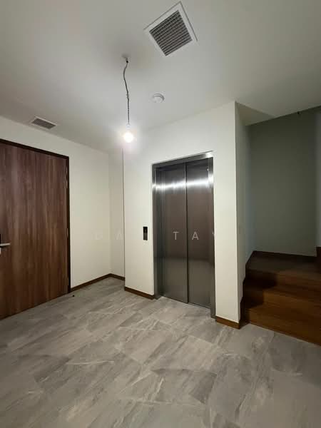 Belgravia Ace, 100 Belgravia Drive, 5 Bedrooms, 4,058 sqft, Semi-Detached House For Rent, by Dan Tay, 500152371 - Interior - PropertyGuru.com.sg