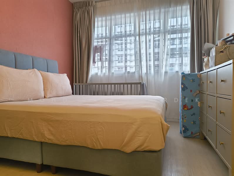 443B Bukit Batok West Avenue 8, 443B Bukit Batok West Avenue 8, 3 Bedrooms, 990 sqft, HDB Flat For Sale, by Mohd Zaini Sardek, 500152373 - Bedroom - PropertyGuru.com.sg