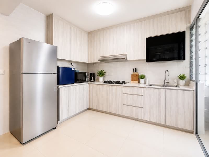 377B Hougang Street 32, 377B Hougang Street 32, 3 Bedrooms, 1,013 sqft, HDB Flat For Sale, by Derrick Tee, 500152376 - Kitchen - PropertyGuru.com.sg