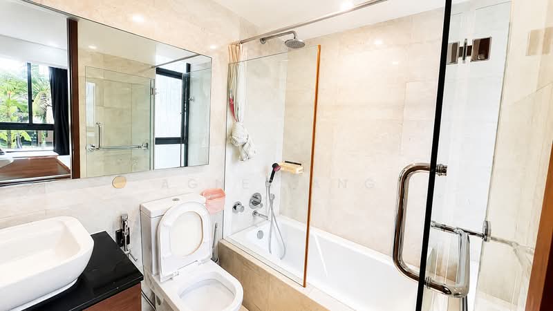 Gillenia, 35 Rosyth Road, 3 Bedrooms, 1,011 sqft, Apartment For Rent, by Agnes Ang, 500152380 - Master Bathroom - PropertyGuru.com.sg