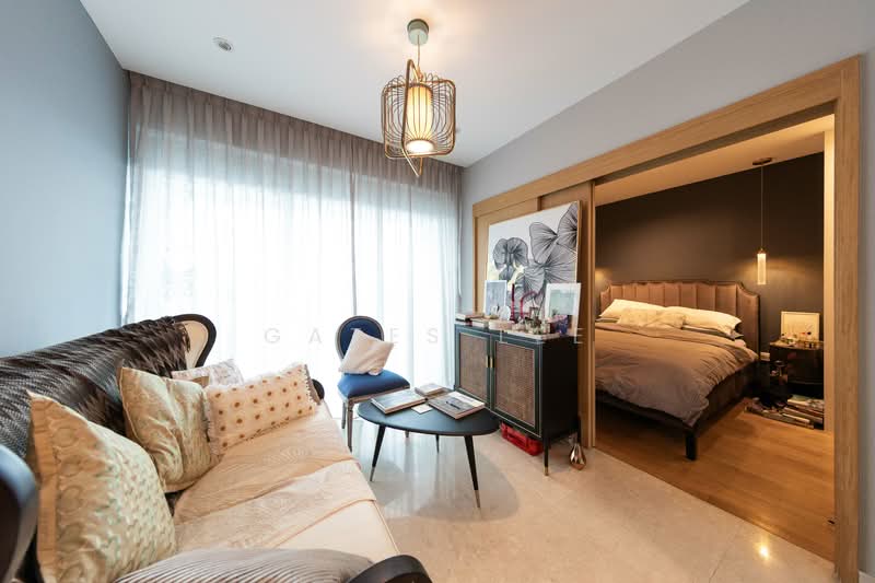Eight Riversuites, 2 Whampoa East, 1 Bedroom, 441 sqft, Condominium For Rent, by Gates Lee, 500152381 - Living Room - PropertyGuru.com.sg