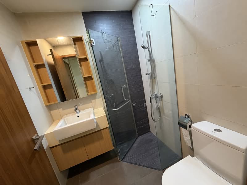 The Interweave, 21 Kim Keat Road, 1 Bedroom, 388 sqft, Condominium For Rent, by Yuni Yew, 500152387 - Bathroom - PropertyGuru.com.sg